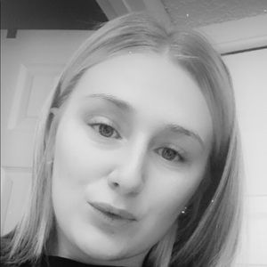 Meet your Posher, Kayleann